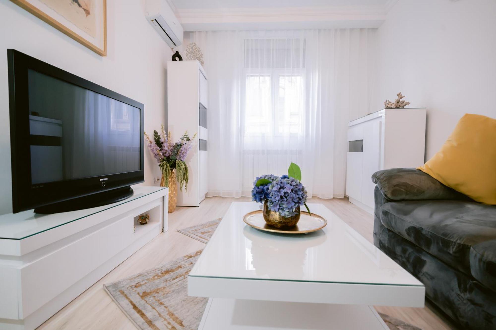 Apartamento Historic Bucharest Hideway Exterior foto